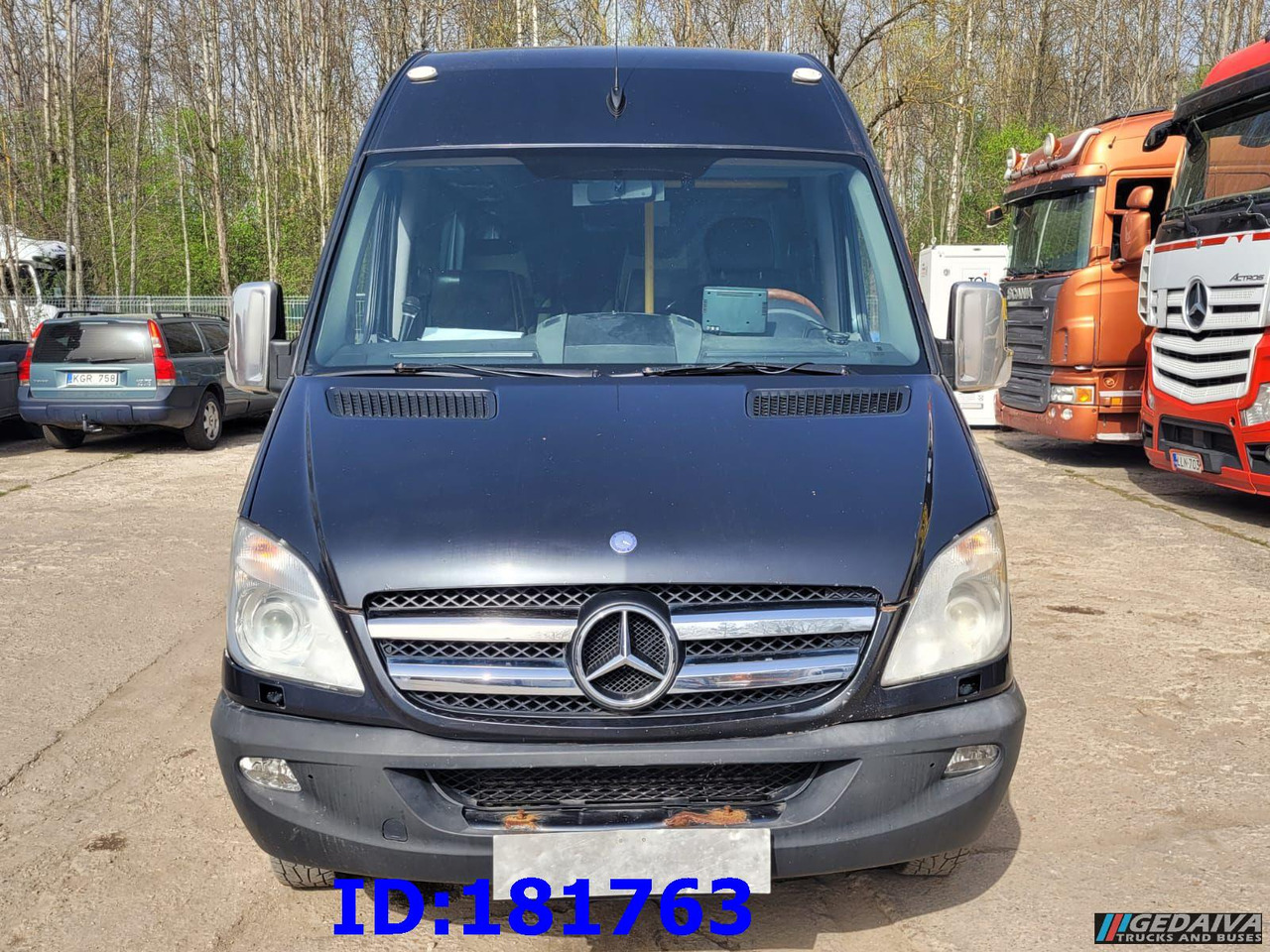 MERCEDES-BENZ Sprinter 518 - VIP - 17 Seater - Kaugsõidu buss: pilt 2 MERCEDES-BENZ Sprinter 518 - VIP - 17 Seater - Kaugsõidu buss: pilt 2