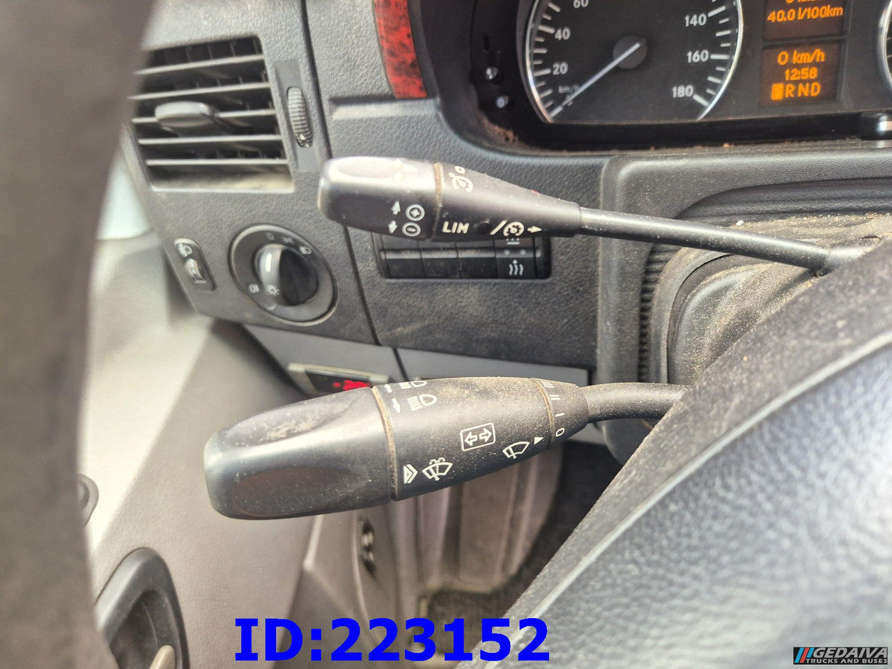 Kaugsõidu buss MERCEDES-BENZ Sprinter 518-VIP- 17 places: pilt 9