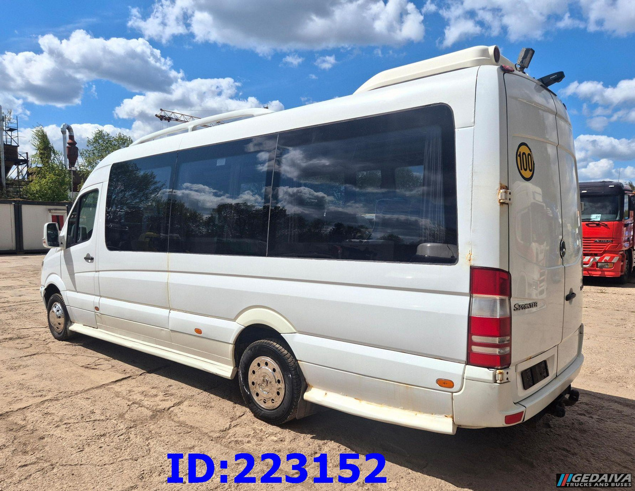 MERCEDES-BENZ Sprinter 518-VIP- 17 places - Kaugsõidu buss: pilt 4 MERCEDES-BENZ Sprinter 518-VIP- 17 places - Kaugsõidu buss: pilt 4