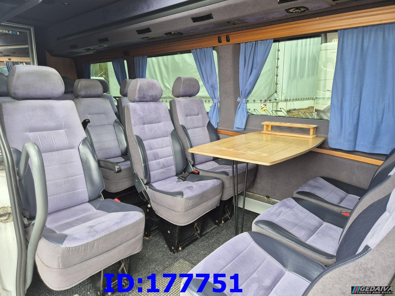 MERCEDES-BENZ Sprinter 518 - VIP - 17-seater - Kaugsõidu buss: pilt 1 MERCEDES-BENZ Sprinter 518 - VIP - 17-seater - Kaugsõidu buss: pilt 1