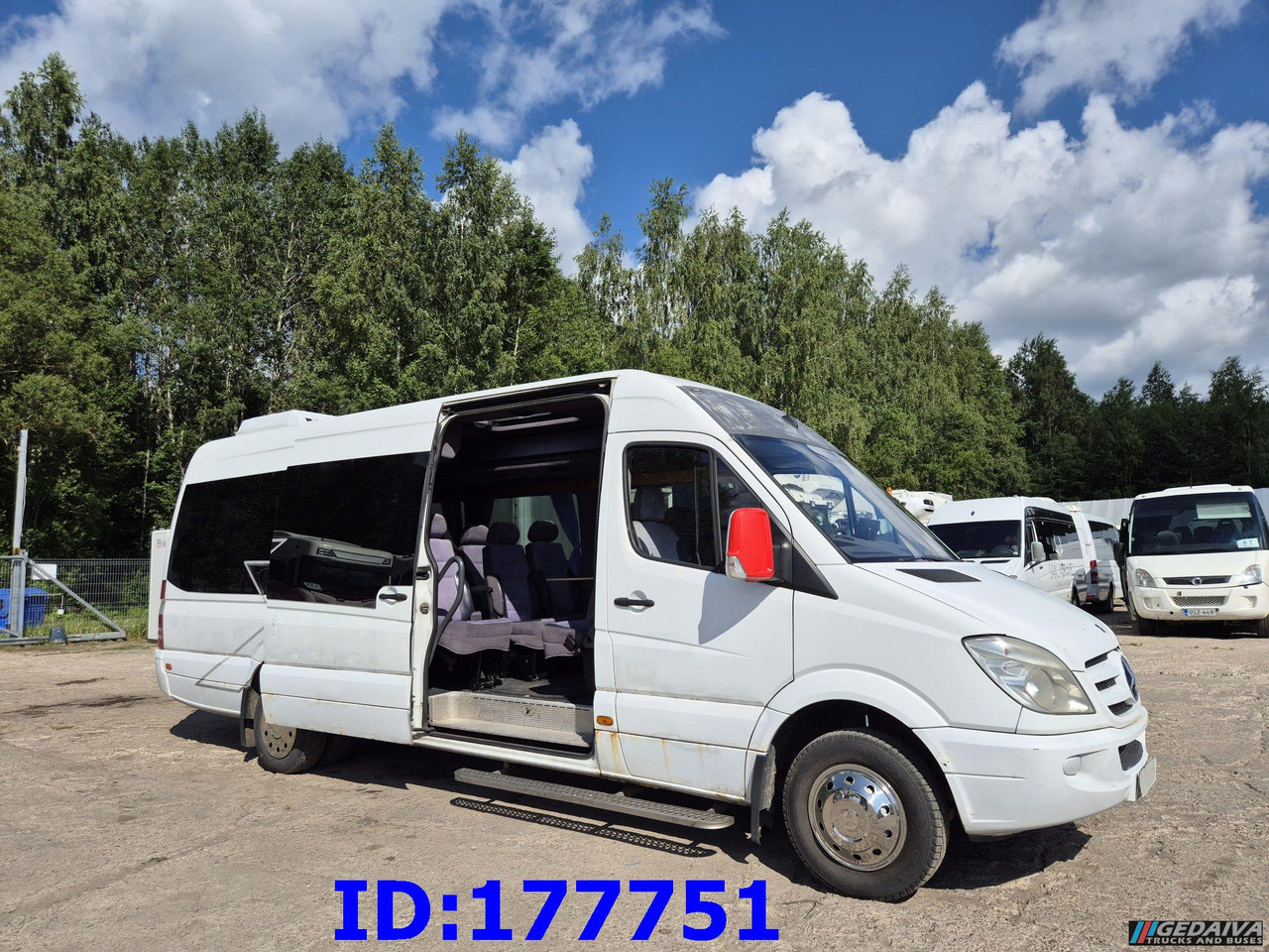 MERCEDES-BENZ Sprinter 518 - VIP - 17-seater - Kaugsõidu buss: pilt 3 MERCEDES-BENZ Sprinter 518 - VIP - 17-seater - Kaugsõidu buss: pilt 3
