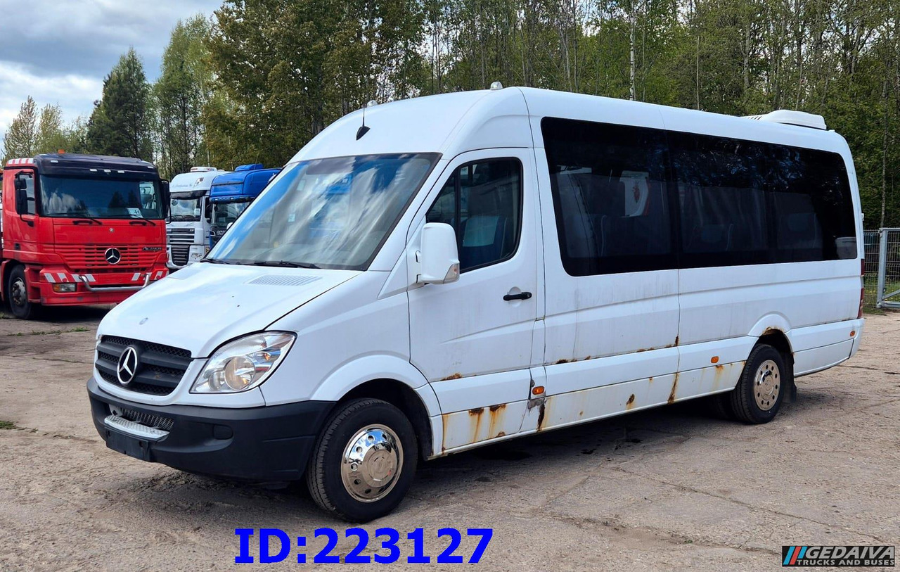 MERCEDES-BENZ Sprinter 518 - VIP -19 Seater - Kaugsõidu buss: pilt 3 MERCEDES-BENZ Sprinter 518 - VIP -19 Seater - Kaugsõidu buss: pilt 3