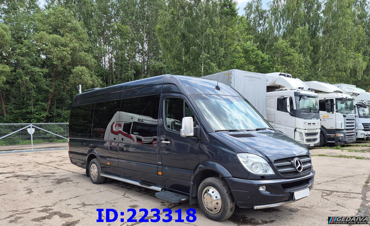 MERCEDES-BENZ Sprinter 519 VIP - 17 Seater (Engine broken) - Kaugsõidu buss: pilt 4 MERCEDES-BENZ Sprinter 519 VIP - 17 Seater (Engine broken) - Kaugsõidu buss: pilt 4