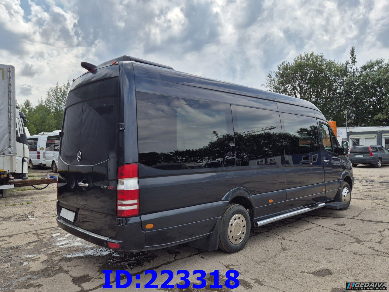 MERCEDES-BENZ Sprinter 519 VIP - 17 Seater (Engine broken) - Kaugsõidu buss: pilt 5 MERCEDES-BENZ Sprinter 519 VIP - 17 Seater (Engine broken) - Kaugsõidu buss: pilt 5