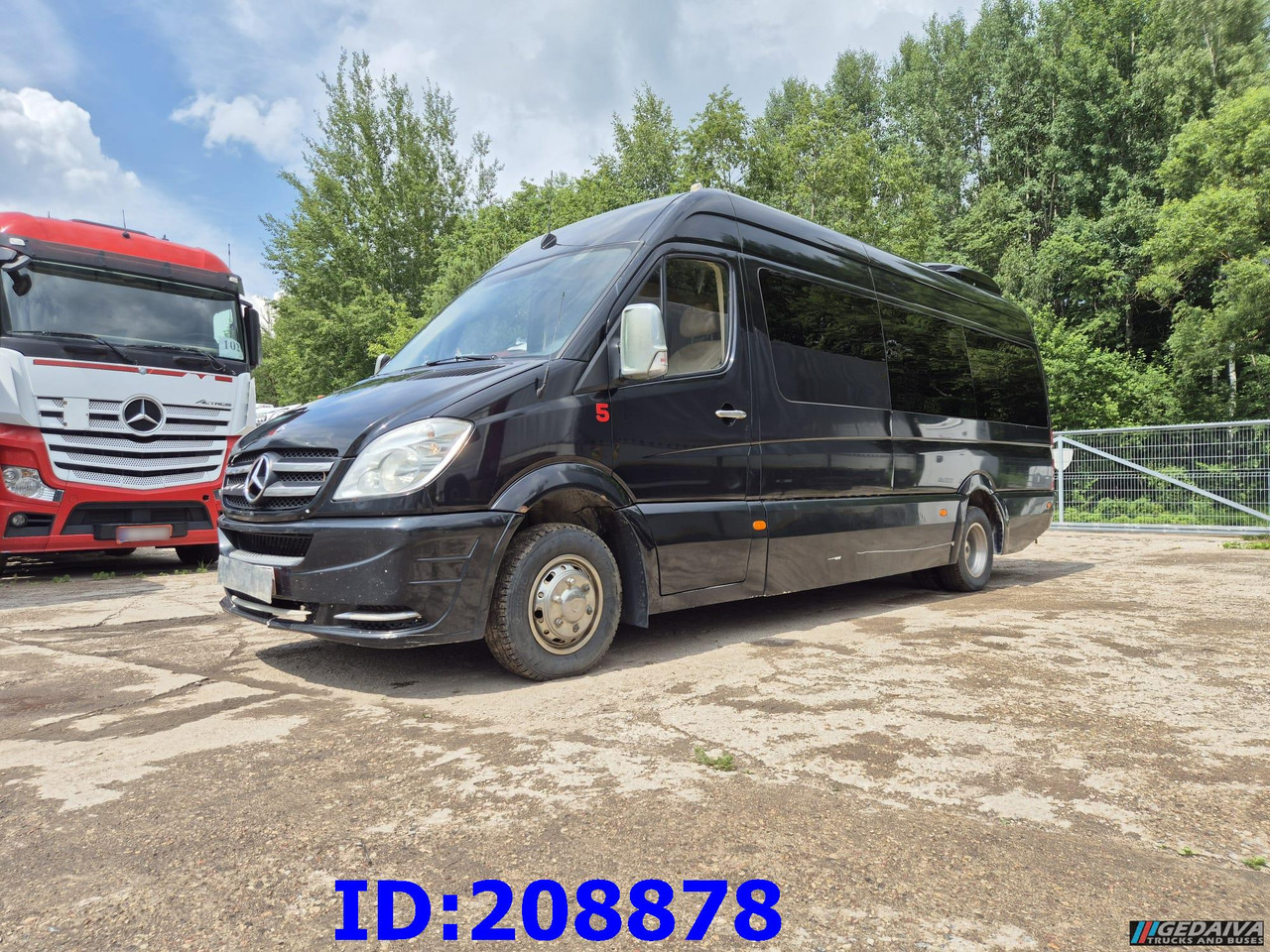 MERCEDES-BENZ Sprinter 519 -VIP- 17 places - Kaugsõidu buss: pilt 1 MERCEDES-BENZ Sprinter 519 -VIP- 17 places - Kaugsõidu buss: pilt 1