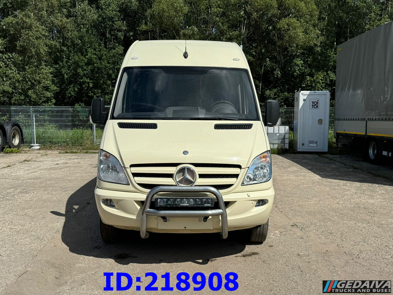 MERCEDES-BENZ Sprinter 519 VIP 18-Place Prostyle Euro5 - Kaugsõidu buss: pilt 2 MERCEDES-BENZ Sprinter 519 VIP 18-Place Prostyle Euro5 - Kaugsõidu buss: pilt 2