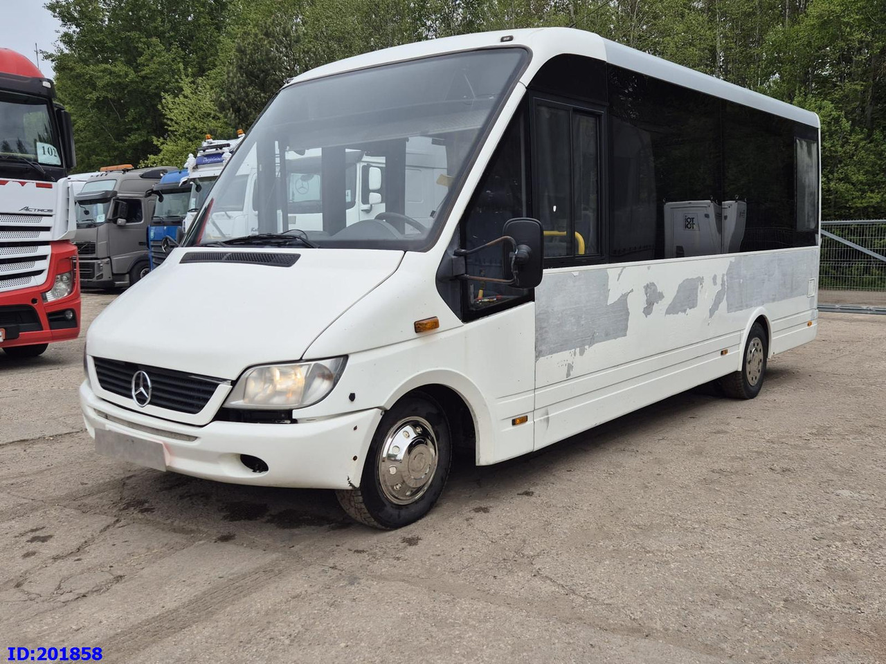 MERCEDES-BENZ Sprinter 616 - 27 Place - Linnaliini buss: pilt 4 MERCEDES-BENZ Sprinter 616 - 27 Place - Linnaliini buss: pilt 4