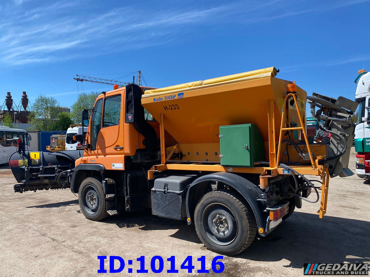 MERCEDES-BENZ Unimog U300 4X4 - Lumekoristusmasina: pilt 4 MERCEDES-BENZ Unimog U300 4X4 - Lumekoristusmasina: pilt 4