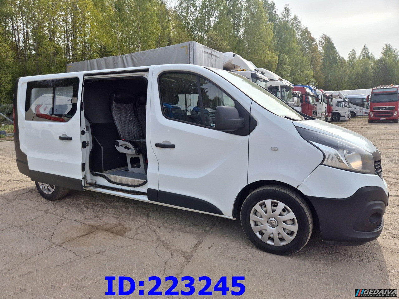 RENAULT Trafic Euro6 - Meeskonnaauto: pilt 5 RENAULT Trafic Euro6 - Meeskonnaauto: pilt 5