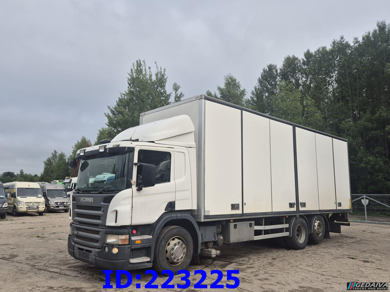 SCANIA P380 6x2 Open side box - Kasti veoauto: pilt 1 SCANIA P380 6x2 Open side box - Kasti veoauto: pilt 1
