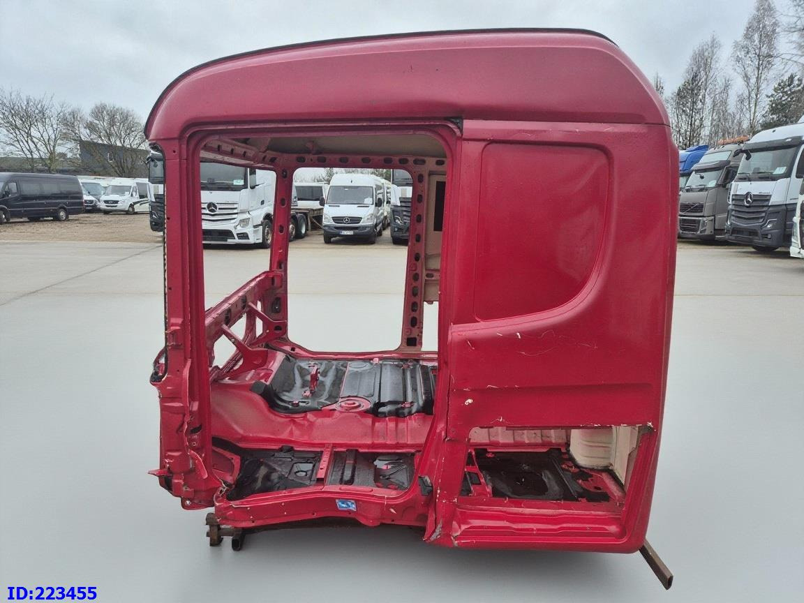 SCANIA R19N5 - Kabiin - Veoauto: pilt 4 SCANIA R19N5 - Kabiin - Veoauto: pilt 4