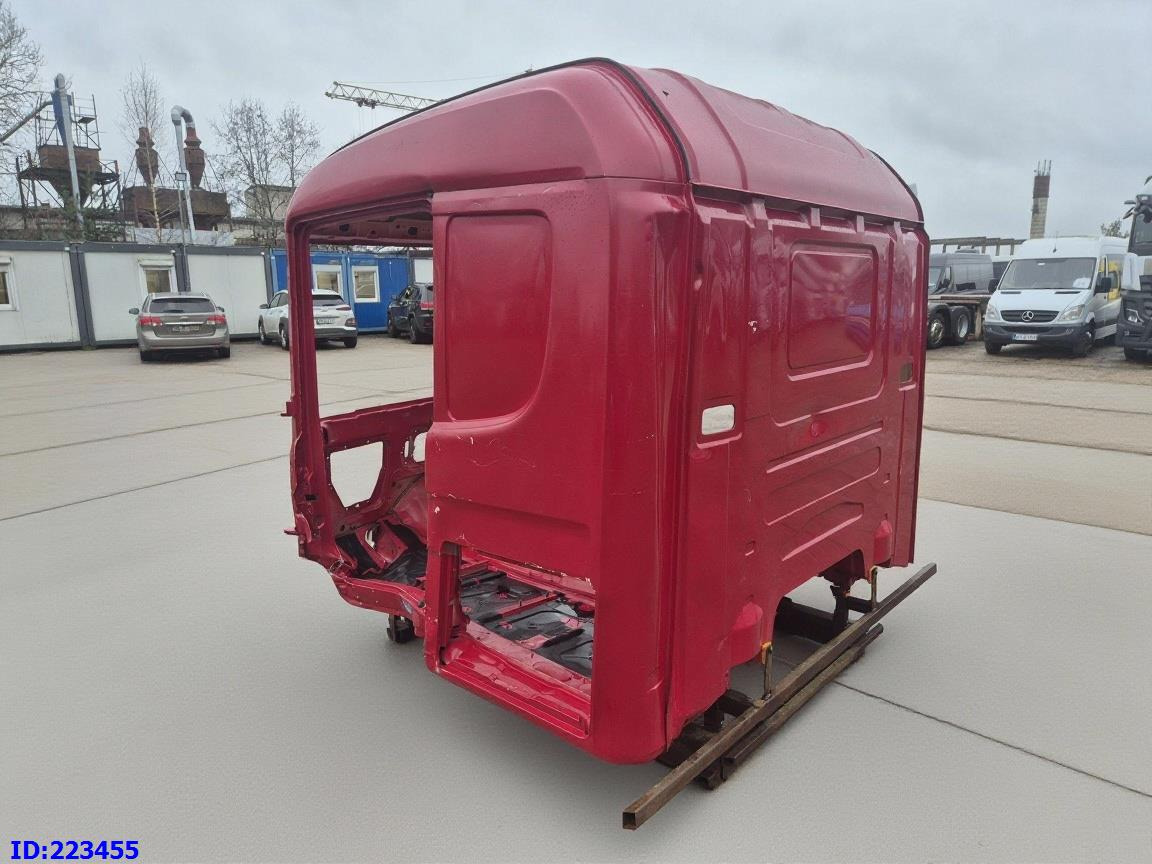 SCANIA R19N5 - Kabiin - Veoauto: pilt 5 SCANIA R19N5 - Kabiin - Veoauto: pilt 5