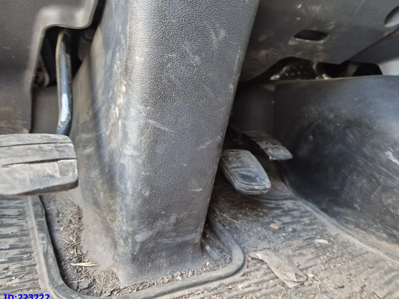 Kabiinišassiiga veoauto SCANIA R620 - 8x4 - Steering axle: pilt 16