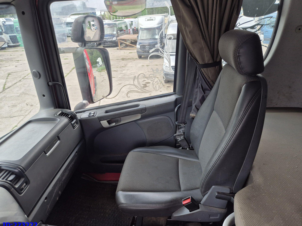 Kabiinišassiiga veoauto SCANIA R620 - 8x4 - Steering axle: pilt 20