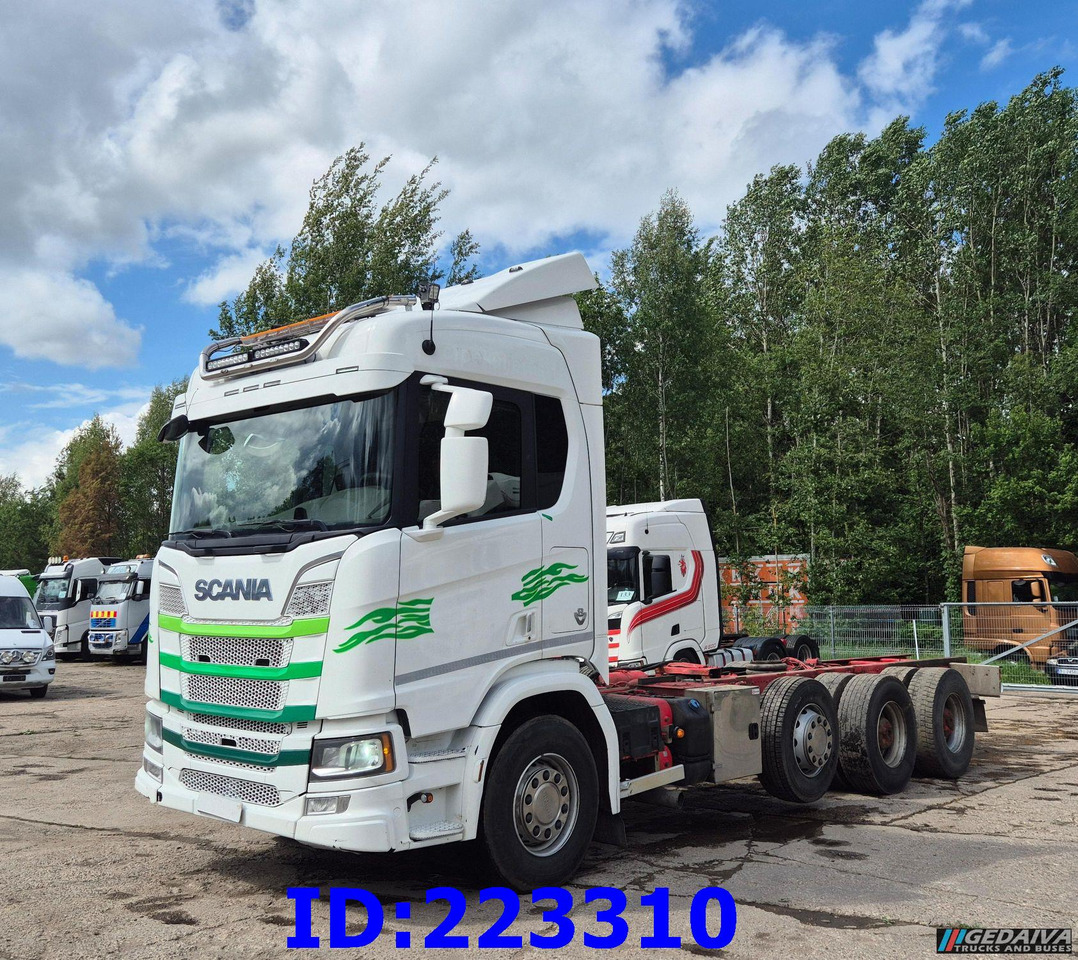 SCANIA R650 V8 8x4 BIG AXLES - Kabiinišassiiga veoauto: pilt 1 SCANIA R650 V8 8x4 BIG AXLES - Kabiinišassiiga veoauto: pilt 1