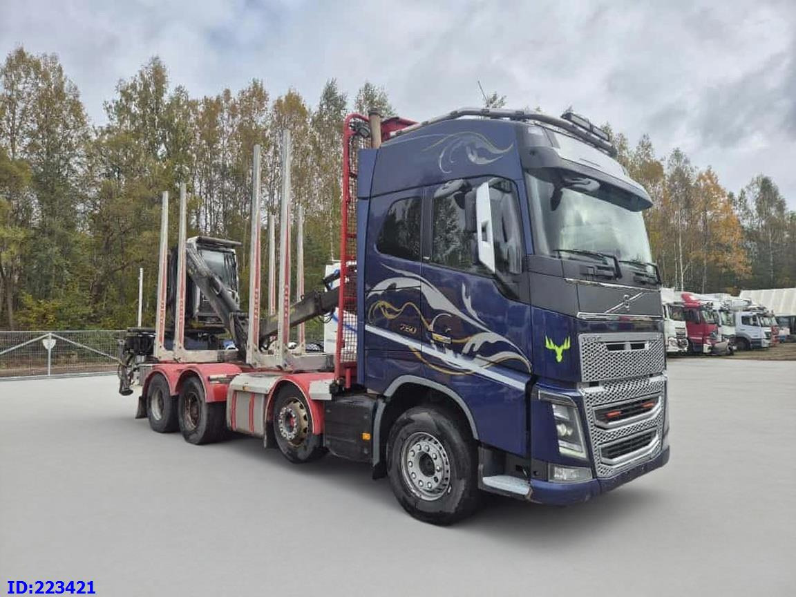 VOLVO FH16 750HP 8x4 + KESLA CRANE - Metsaveok: pilt 4 VOLVO FH16 750HP 8x4 + KESLA CRANE - Metsaveok: pilt 4