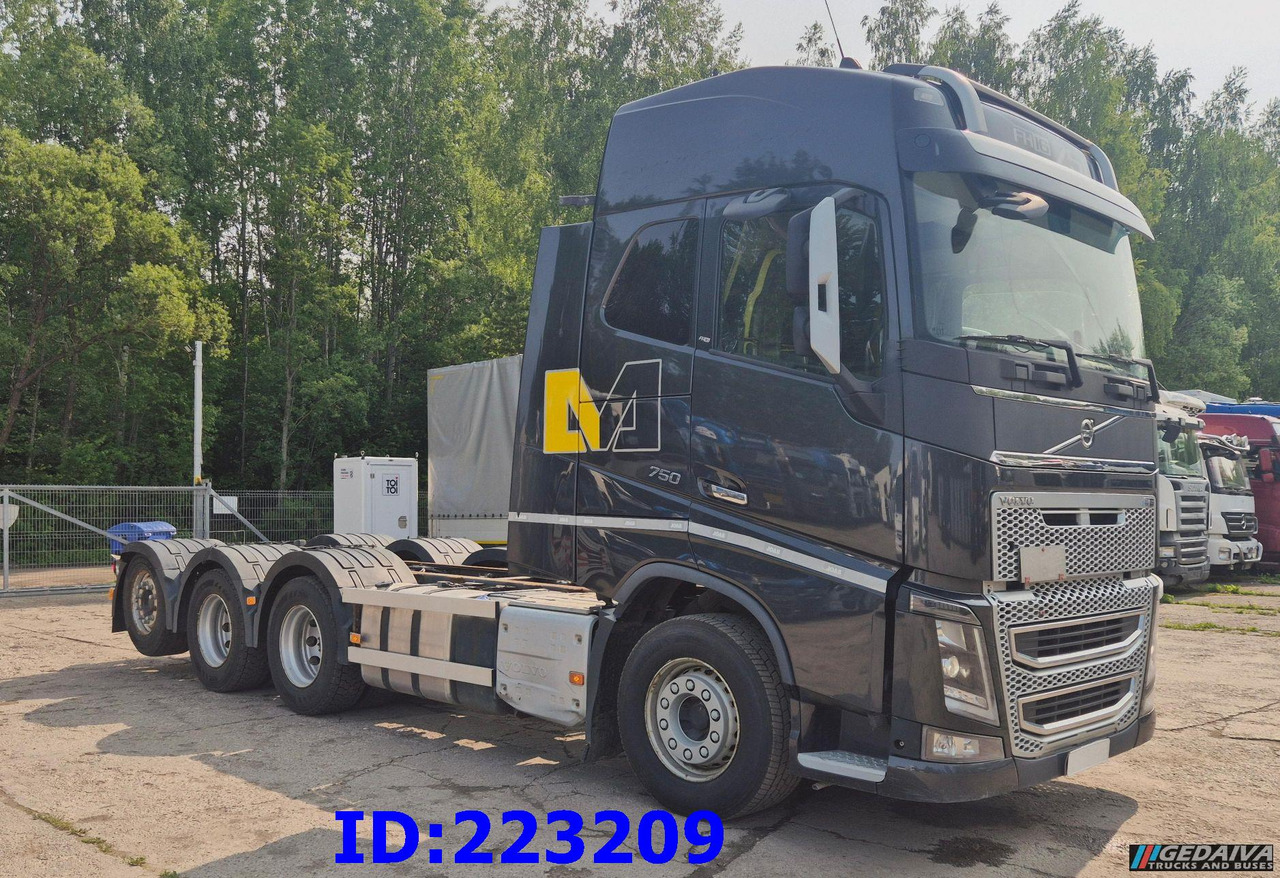 VOLVO FH16 750HP 8x4 Steering axle - Kabiinišassiiga veoauto: pilt 1 VOLVO FH16 750HP 8x4 Steering axle - Kabiinišassiiga veoauto: pilt 1