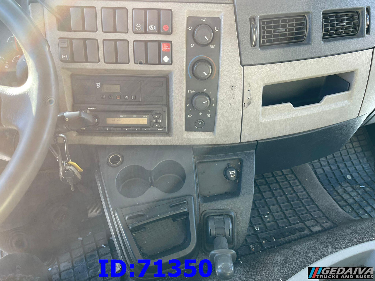 Külmutiga veoauto VOLVO FL 280 4x2 Refrigerator: pilt 14