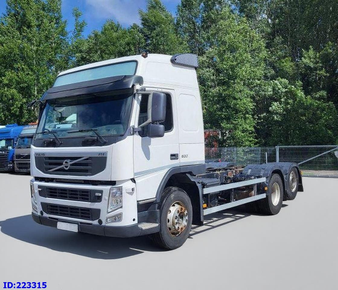 VOLVO FM13 500HP 6x2 Euro5 - Kabiinišassiiga veoauto: pilt 1 VOLVO FM13 500HP 6x2 Euro5 - Kabiinišassiiga veoauto: pilt 1