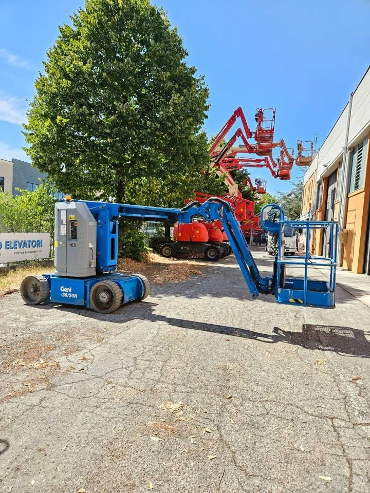 Genie Z 30/20 N RJ - Liigendpoom: pilt 1 Genie Z 30/20 N RJ - Liigendpoom: pilt 1