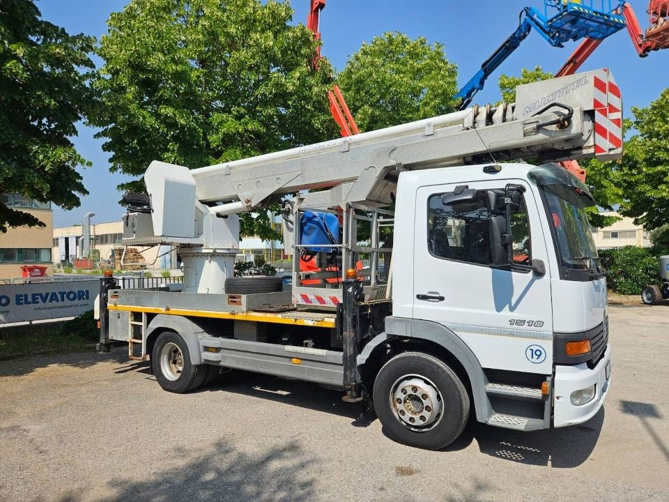 Multitel J328.200 ALU EF - Veoautolt tõusev platvorm: pilt 1 Multitel J328.200 ALU EF - Veoautolt tõusev platvorm: pilt 1