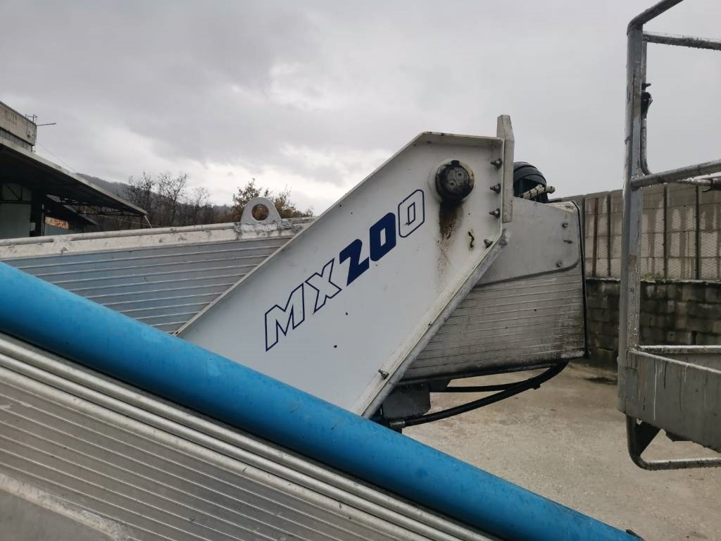 Multitel MX 200 - Veoautolt tõusev platvorm: pilt 2 Multitel MX 200 - Veoautolt tõusev platvorm: pilt 2