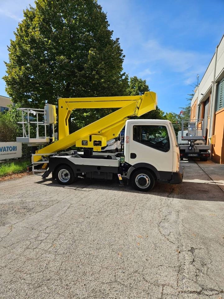 Palfinger P 200 A - Veoautolt tõusev platvorm: pilt 3 Palfinger P 200 A - Veoautolt tõusev platvorm: pilt 3