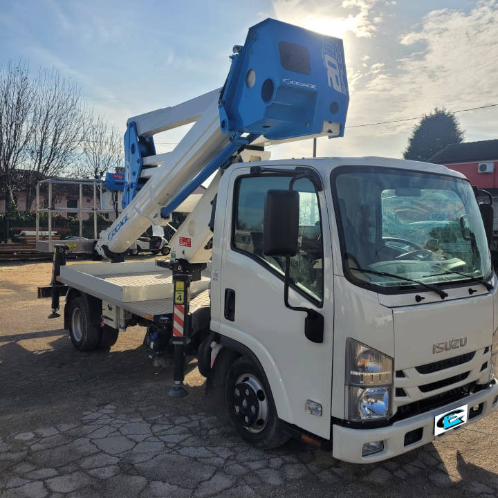 SOCAGE 20D - Veoautolt tõusev platvorm: pilt 1 SOCAGE 20D - Veoautolt tõusev platvorm: pilt 1