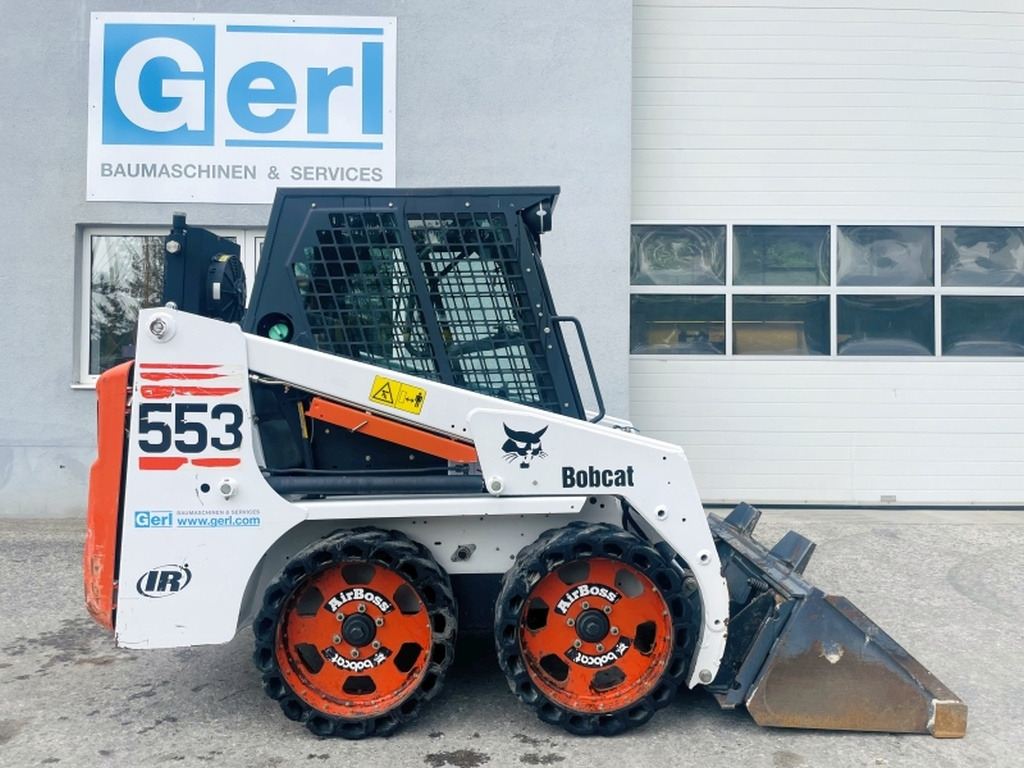 Bobcat 553 (3998) - Kompaktlaadur: pilt 3 Bobcat 553 (3998) - Kompaktlaadur: pilt 3