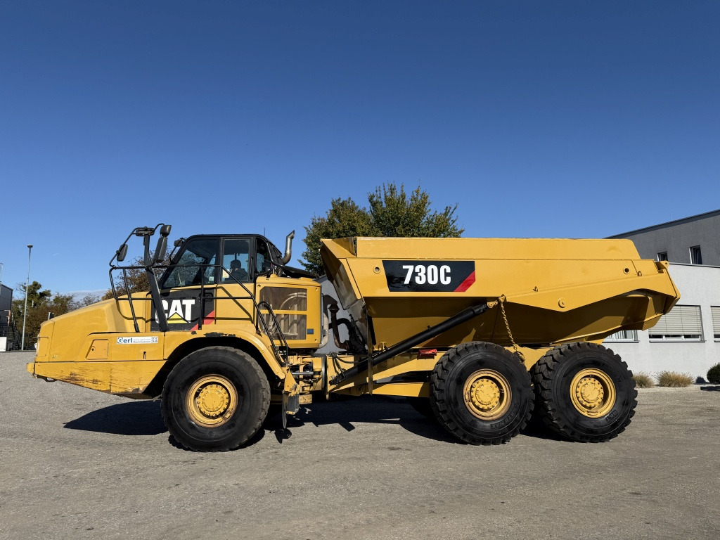 Caterpillar 730 C (111598) - Liigendkallur: pilt 1 Caterpillar 730 C (111598) - Liigendkallur: pilt 1