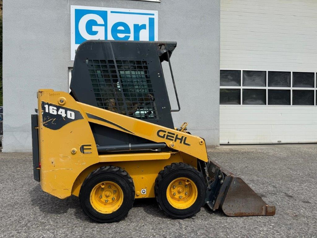 Gehl SL1640E (4027) - Kompaktlaadur: pilt 2 Gehl SL1640E (4027) - Kompaktlaadur: pilt 2