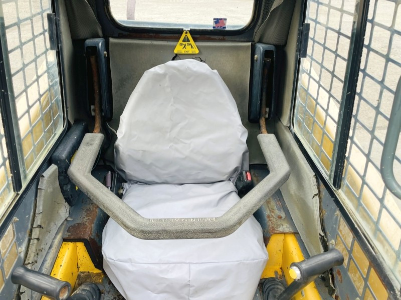 Gehl SL4240 (3746) - Kompaktlaadur: pilt 5 Gehl SL4240 (3746) - Kompaktlaadur: pilt 5