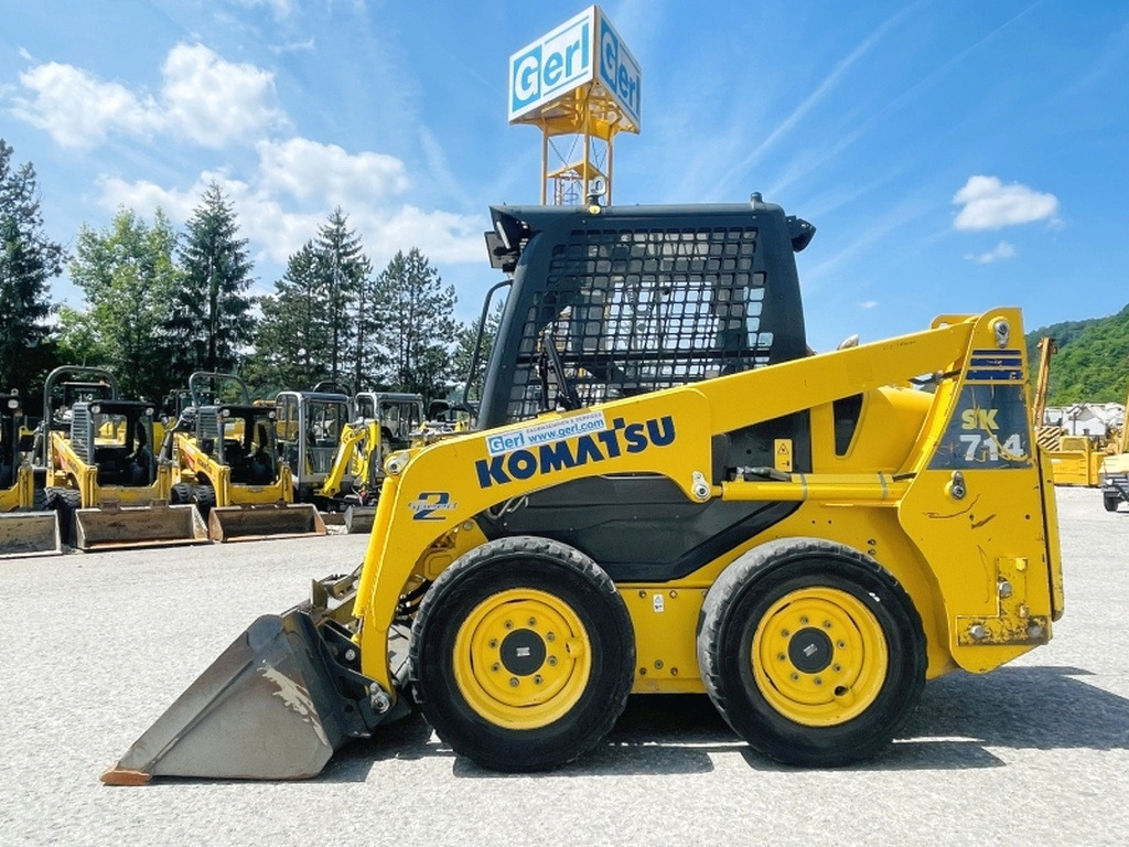 Komatsu SK714 (4012) - Kompaktlaadur: pilt 1 Komatsu SK714 (4012) - Kompaktlaadur: pilt 1