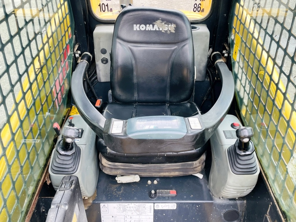 Komatsu SK714-5 (3947) - Kompaktlaadur: pilt 5 Komatsu SK714-5 (3947) - Kompaktlaadur: pilt 5