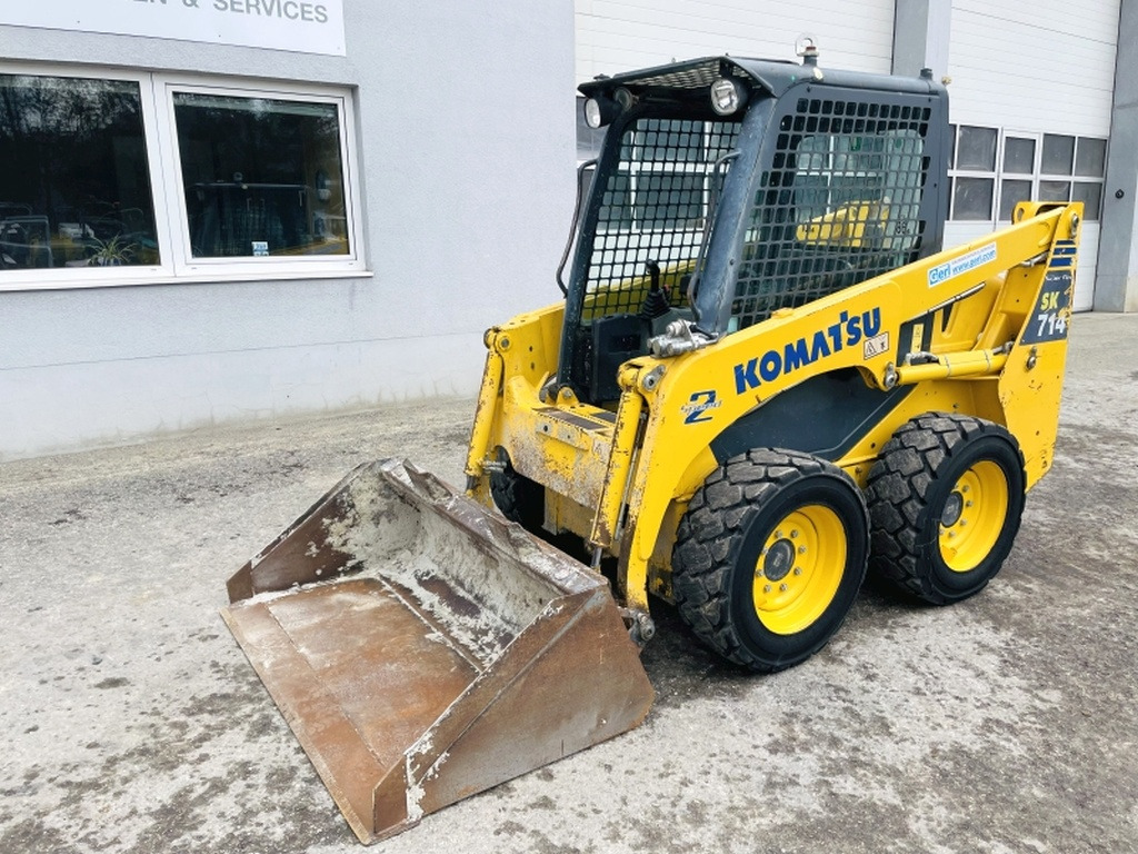 Komatsu SK714-5 (3948) - Kompaktlaadur: pilt 4 Komatsu SK714-5 (3948) - Kompaktlaadur: pilt 4