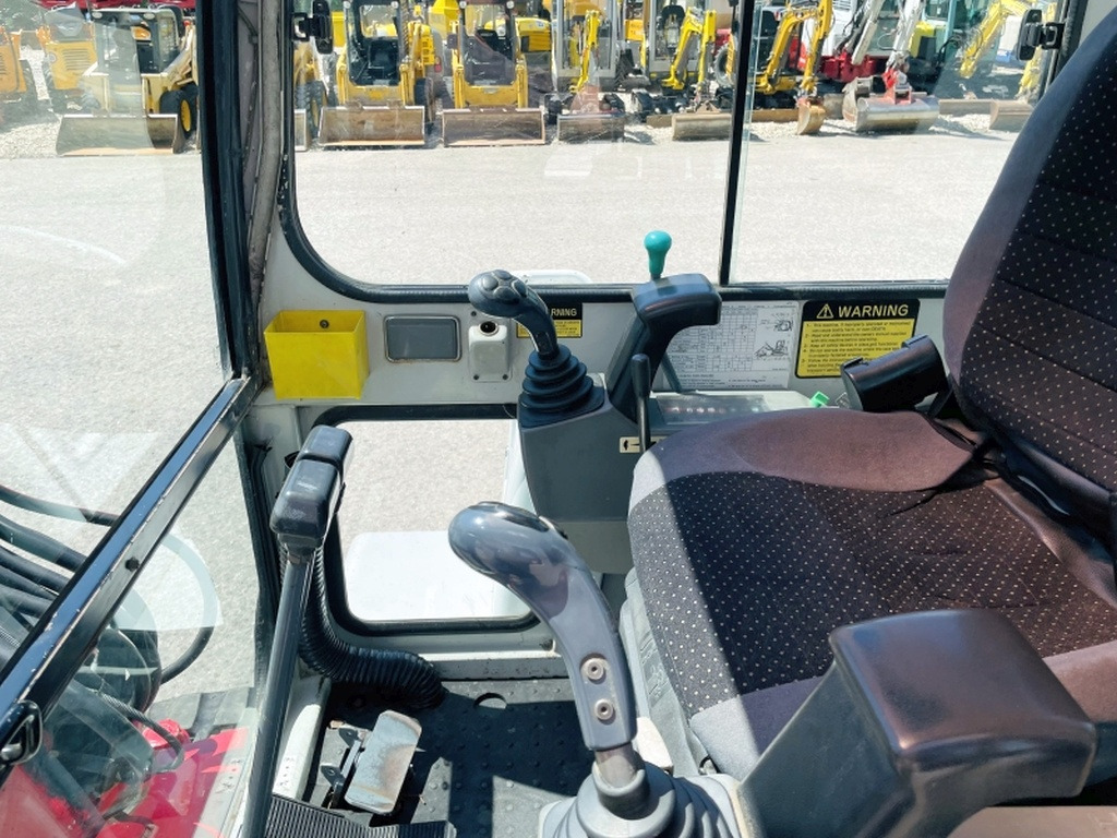 Takeuchi TB125 (4004) - Miniekskavaator: pilt 5 Takeuchi TB125 (4004) - Miniekskavaator: pilt 5