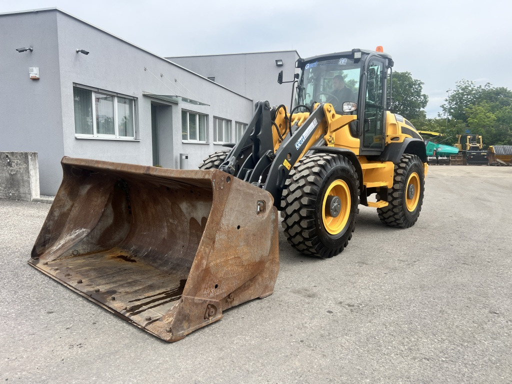 Volvo L 50 G-TP (111581) - Rataslaadur: pilt 2 Volvo L 50 G-TP (111581) - Rataslaadur: pilt 2