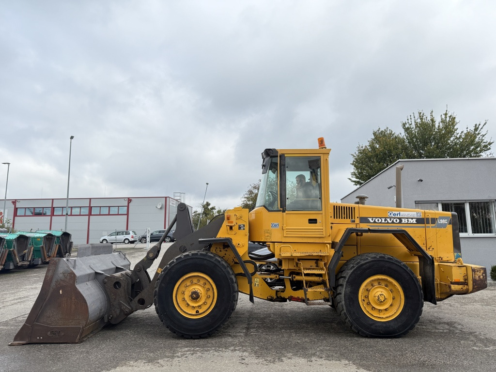 Volvo L 90 C (111728) - Rataslaadur: pilt 1 Volvo L 90 C (111728) - Rataslaadur: pilt 1