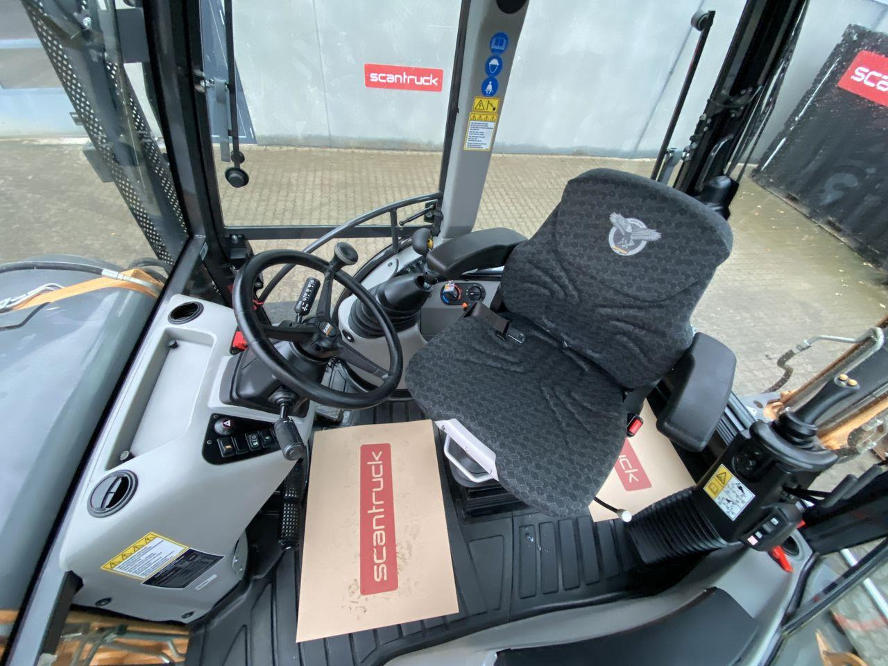 Case 695 ST - Ekskavaator-laadur: pilt 3 Case 695 ST - Ekskavaator-laadur: pilt 3