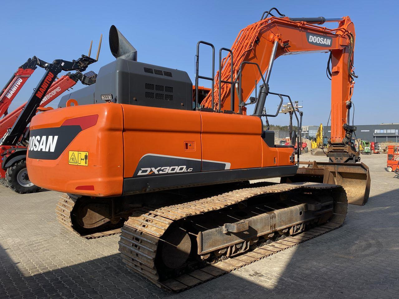 Doosan DX300LC-5 - Lintekskavaator: pilt 4 Doosan DX300LC-5 - Lintekskavaator: pilt 4