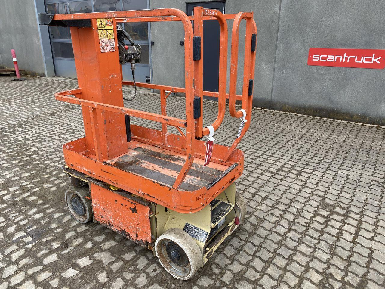 JLG 1230ES - Masttõstuk: pilt 2 JLG 1230ES - Masttõstuk: pilt 2