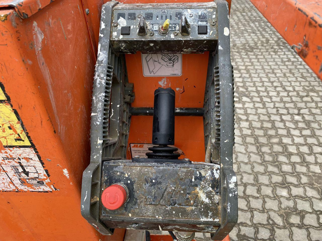 JLG 1230ES - Masttõstuk: pilt 3 JLG 1230ES - Masttõstuk: pilt 3