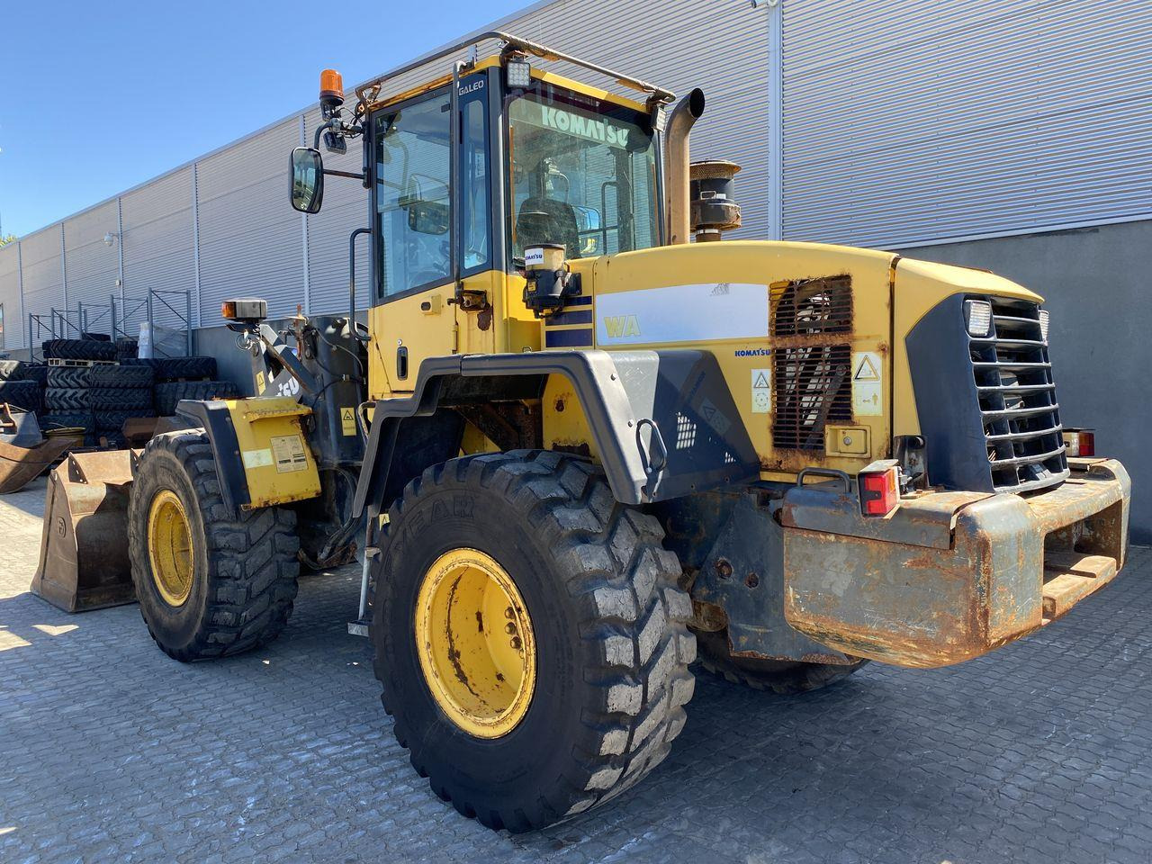 Komatsu WA250PZ-5 - Rataslaadur: pilt 2 Komatsu WA250PZ-5 - Rataslaadur: pilt 2