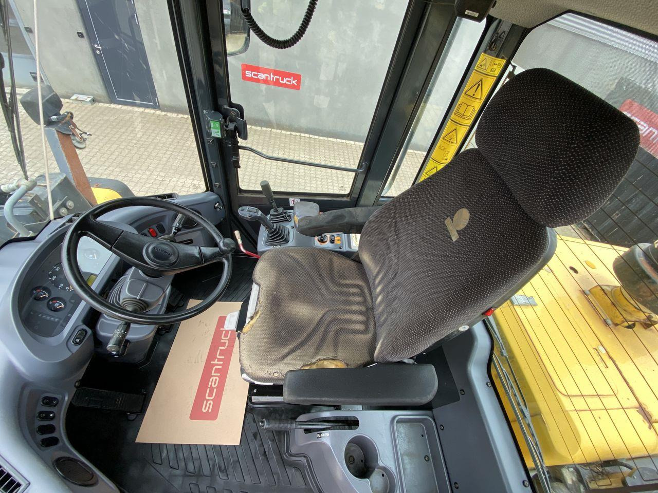 Komatsu WA320PZ-6 - Rataslaadur: pilt 3 Komatsu WA320PZ-6 - Rataslaadur: pilt 3