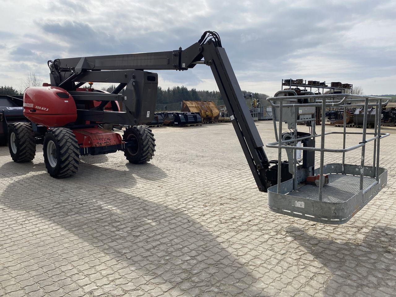 Manitou 200ATJ RC - Liigendpoom: pilt 5 Manitou 200ATJ RC - Liigendpoom: pilt 5