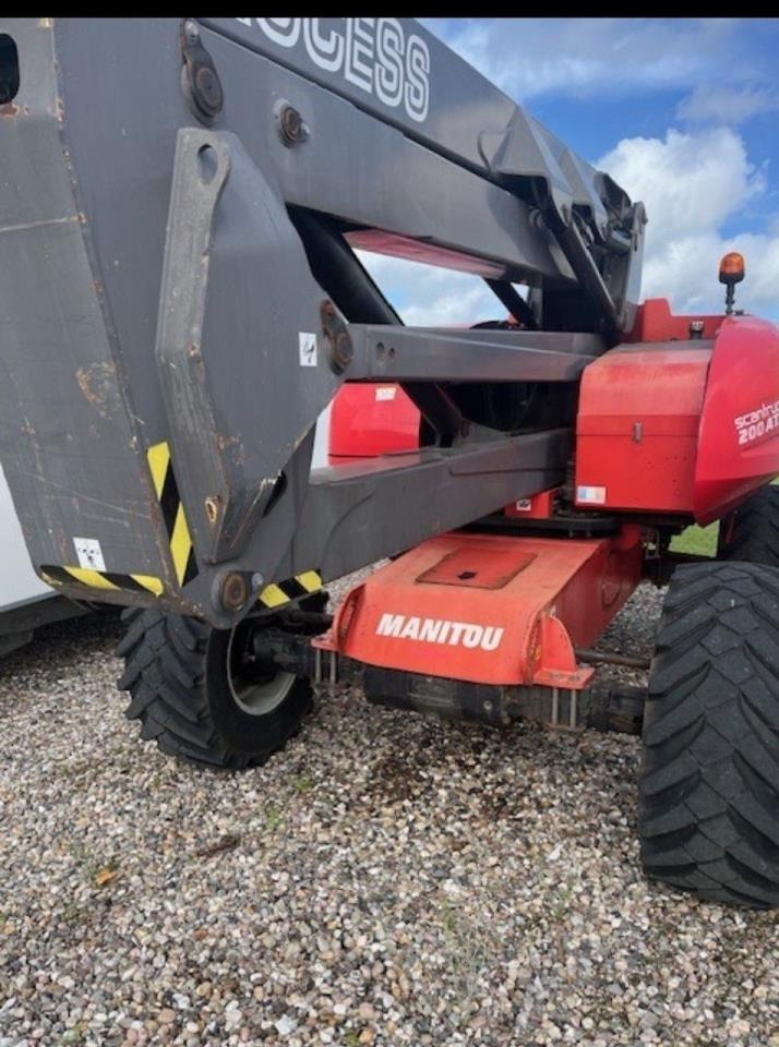 Manitou 200ATJ RC - Liigendpoom: pilt 2 Manitou 200ATJ RC - Liigendpoom: pilt 2