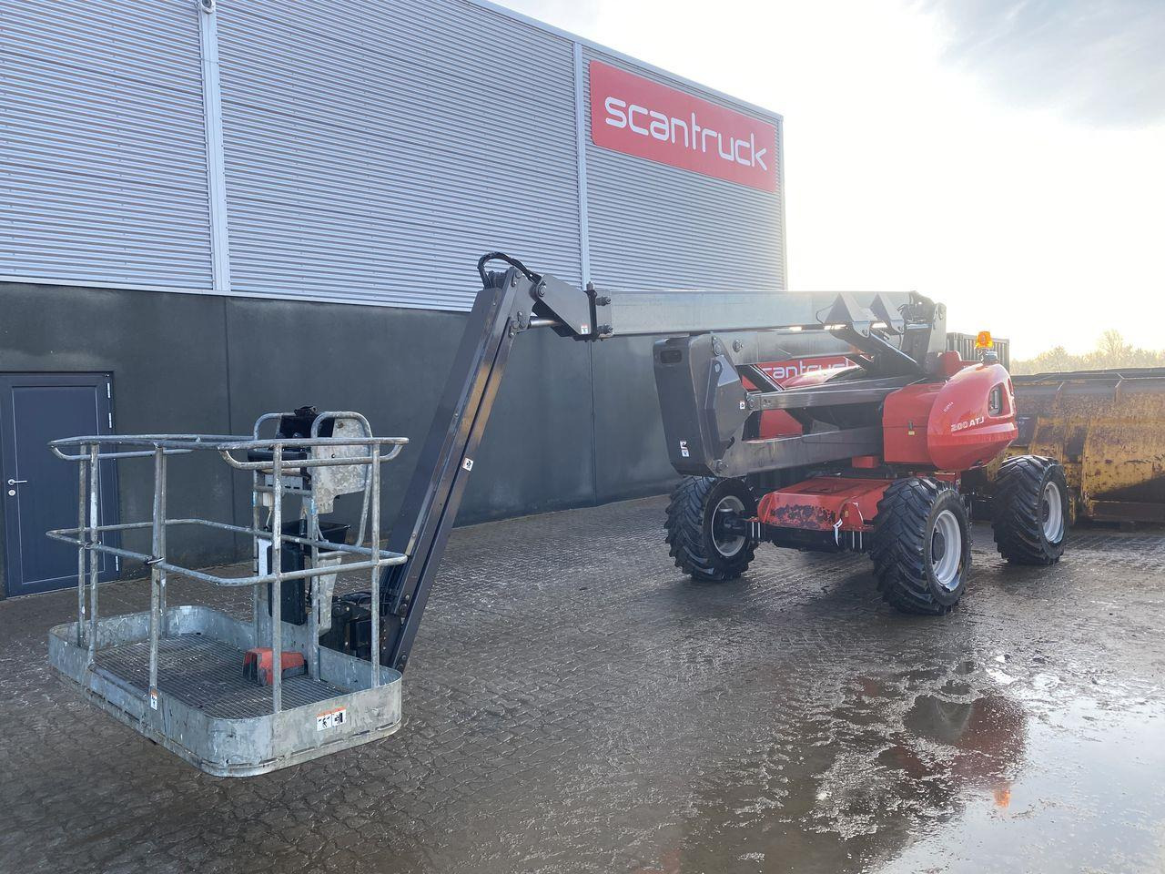 Manitou 200ATJ RC - Liigendpoom: pilt 1 Manitou 200ATJ RC - Liigendpoom: pilt 1