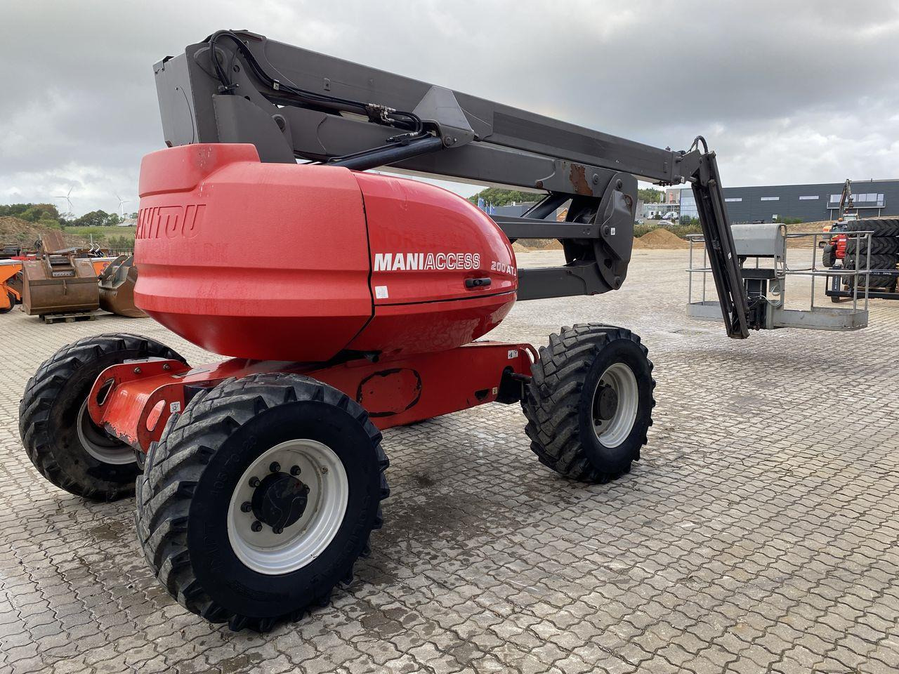 Manitou 200ATJ RC - Liigendpoom: pilt 4 Manitou 200ATJ RC - Liigendpoom: pilt 4