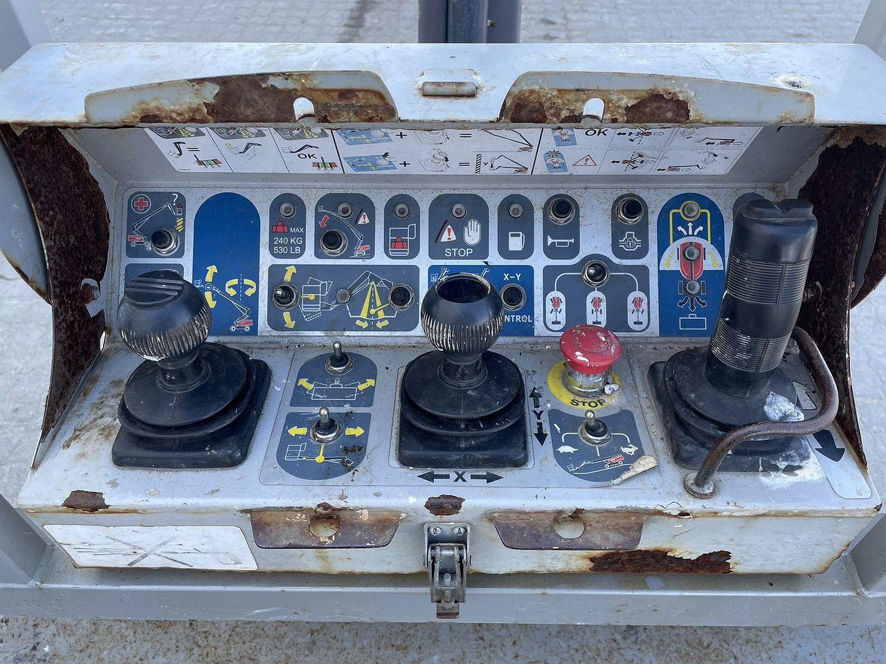 Manitou 280TJ - Teleskooppoom: pilt 3 Manitou 280TJ - Teleskooppoom: pilt 3