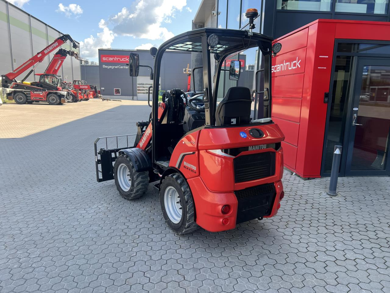 Manitou MLA 2-25H-4P - Rataslaadur: pilt 2 Manitou MLA 2-25H-4P - Rataslaadur: pilt 2